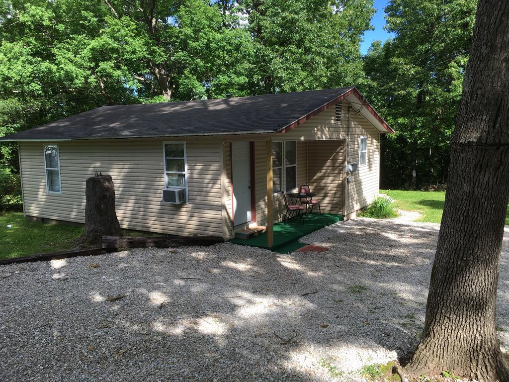 Dave'S Hideaway Motel Camdenton Exterior photo